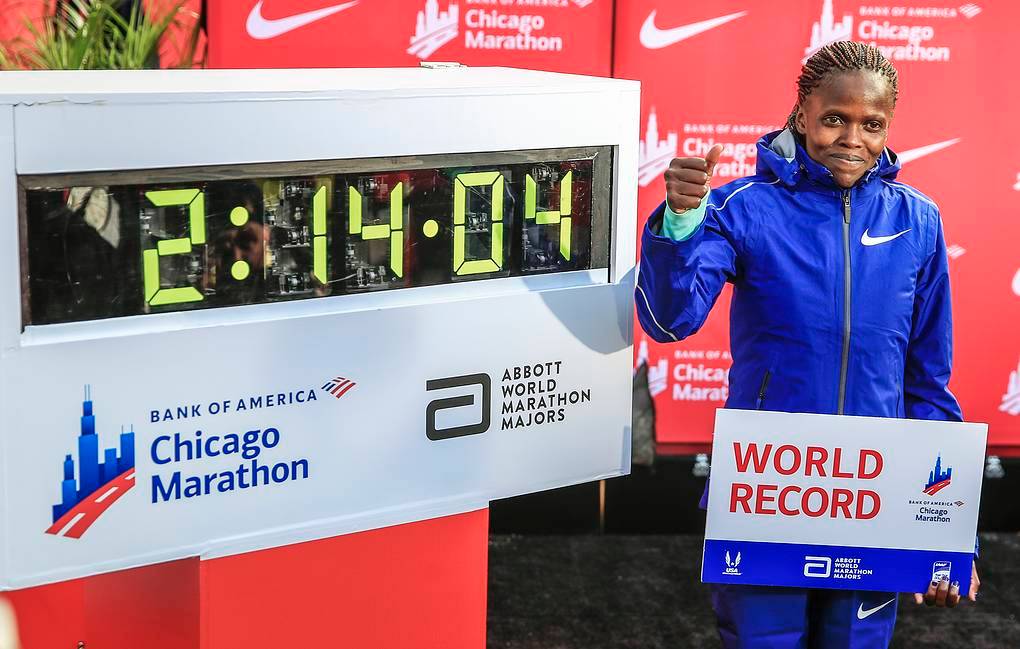 Кенийская бегунья побила мировой рекорд 16-летней давности