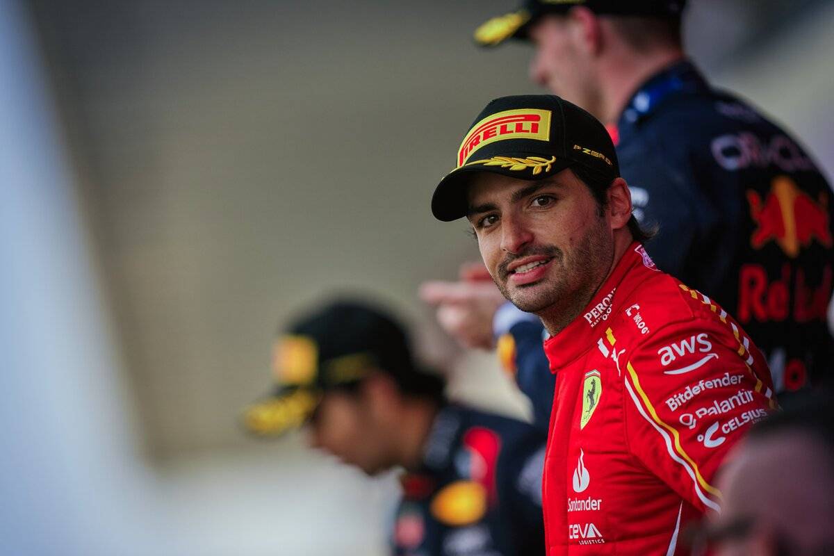 Сайнс заявив, що Ferrari не дала йому болід для здобуття титулу