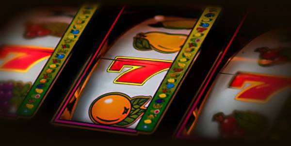 Лицензионное казино First Casino