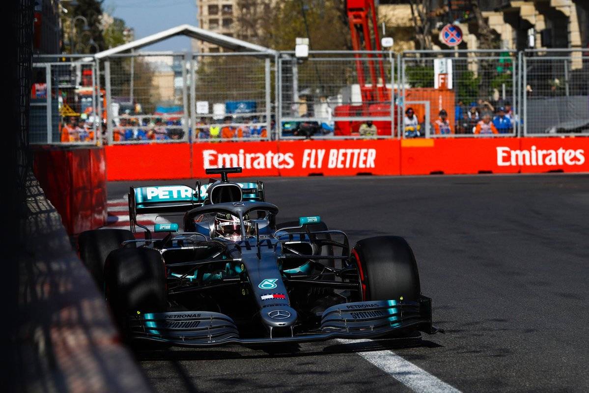 Хэмилтон: «С каждым годом становится все труднее и труднее бороться с молодыми гонщиками»