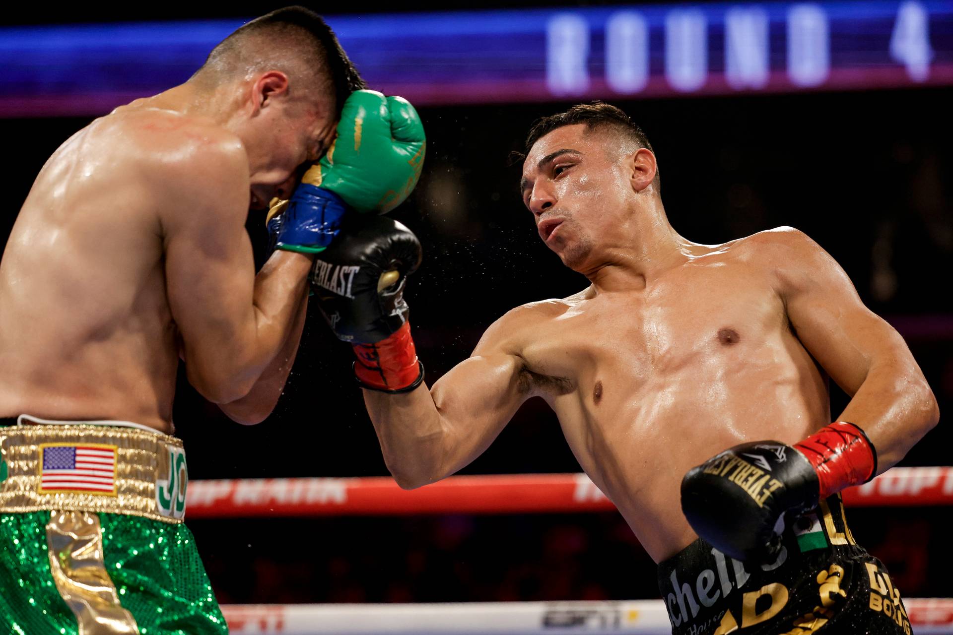 Луис Альберто Лопес перебоксировал Гонсалеса и защитил титул IBF 