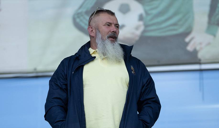 Почесний президент Дніпра-1 готовий відмовитися від клубу