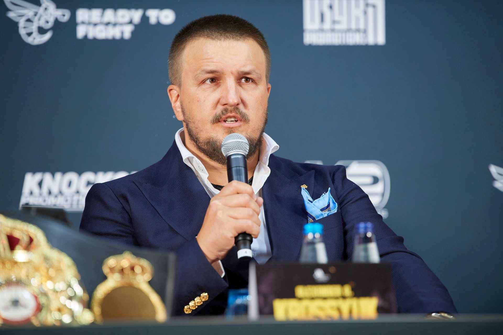 ﻿«И кто теперь средневес?» Промоутер Усика посмеялся над худым Фьюри
