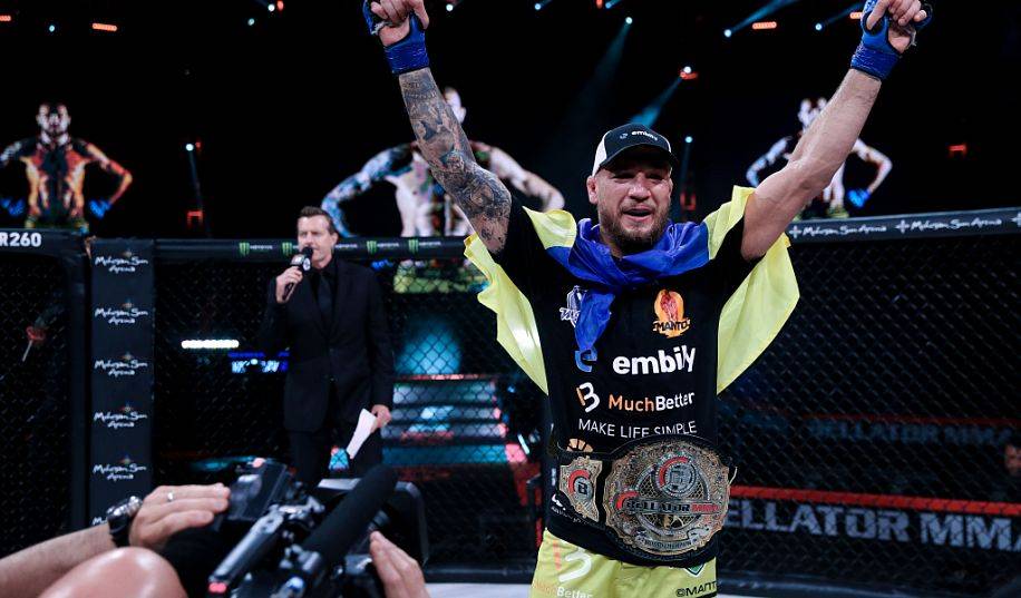 Екс-чемпіон Bellator: « У Амосова є перевага в боротьбі над Усманом »