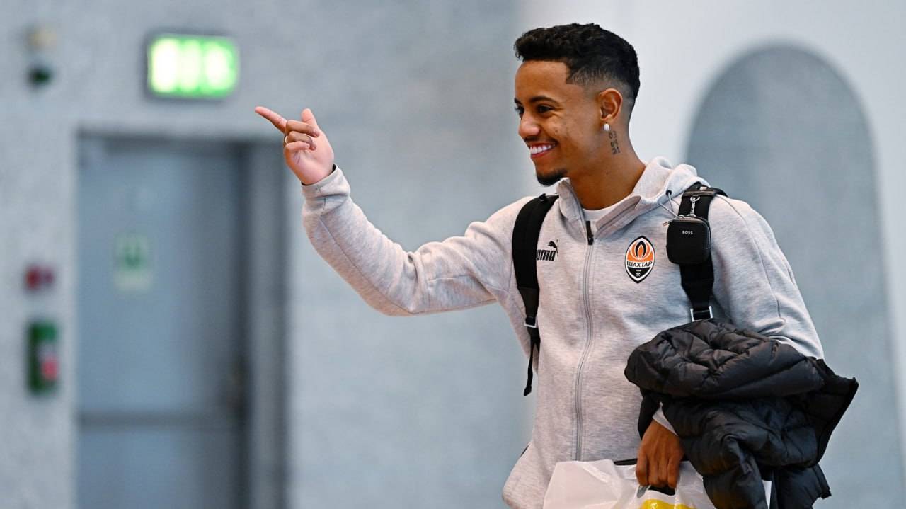 После вылета из Лиги чемпионов Шахтер отправился в Японию