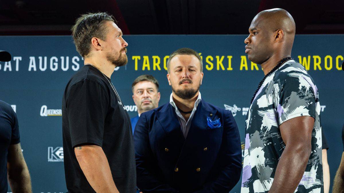 Промоутер Усика: «На бій Олександра з Дюбуа реалізовано вже більше три чверті квитків»