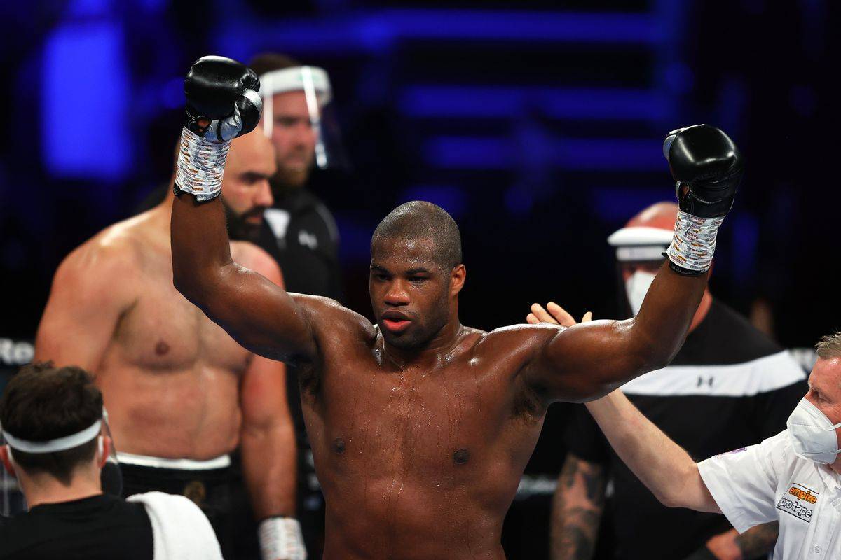Дюбуа наступний поєдинок може провести проти чемпіона WBA Regular Брайана