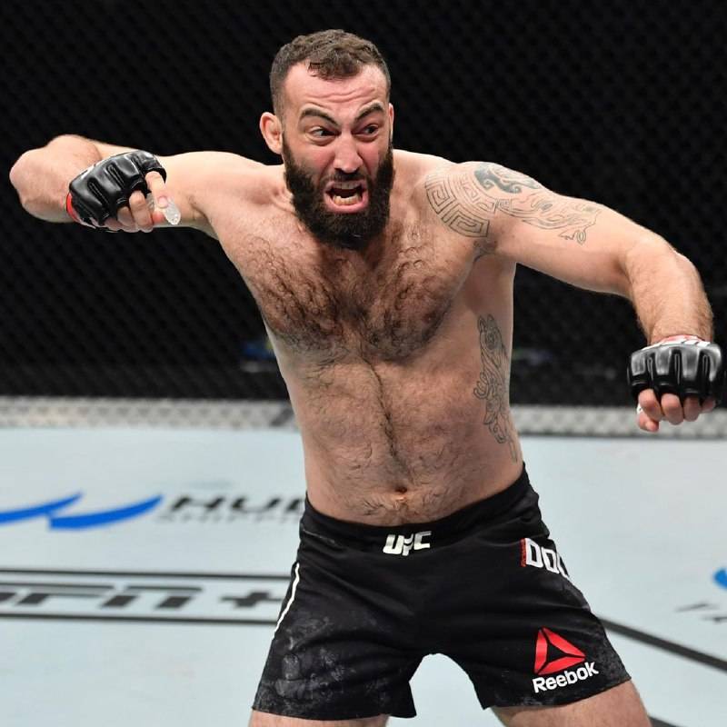 Долидзе извинился перед соперником за неадекватные действия после боя