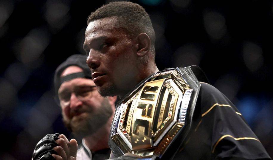 Ексчемпіона UFC було відправлено до в'язниці