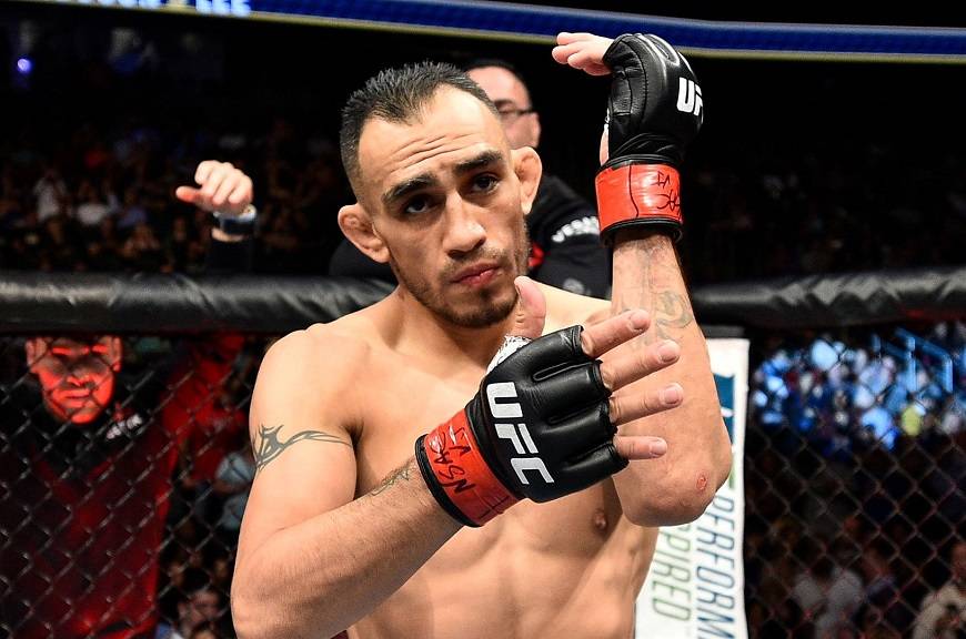 Фергюсон начал тренировать боксерские навыки с Фредди Роучем