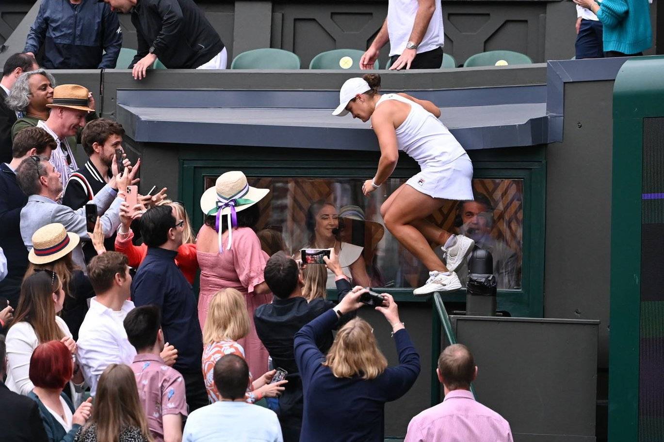 Дала волю емоціям. Сльози Барті після виграшу Wimbledon