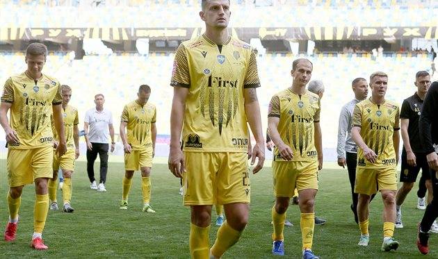 Коронавірус виявлений у семи гравців «Руха»