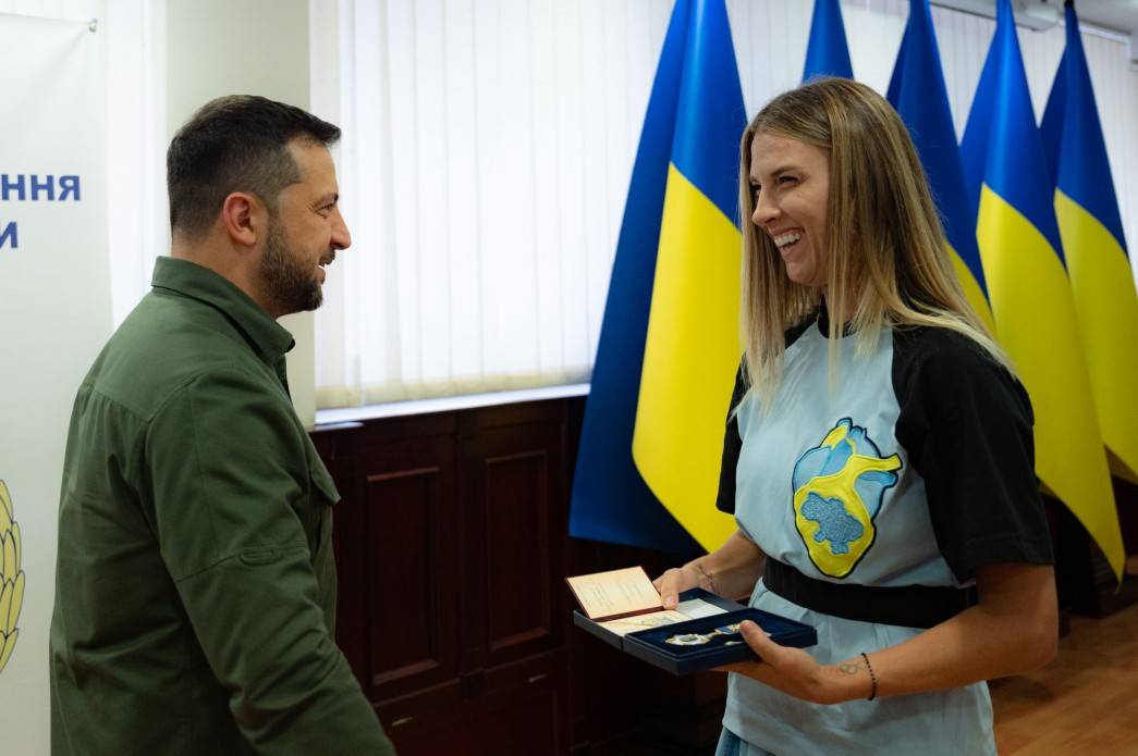 «Вітаю з перемогою». Зеленський привітав Харлан з завоюванням бронзи на Олімпіаді