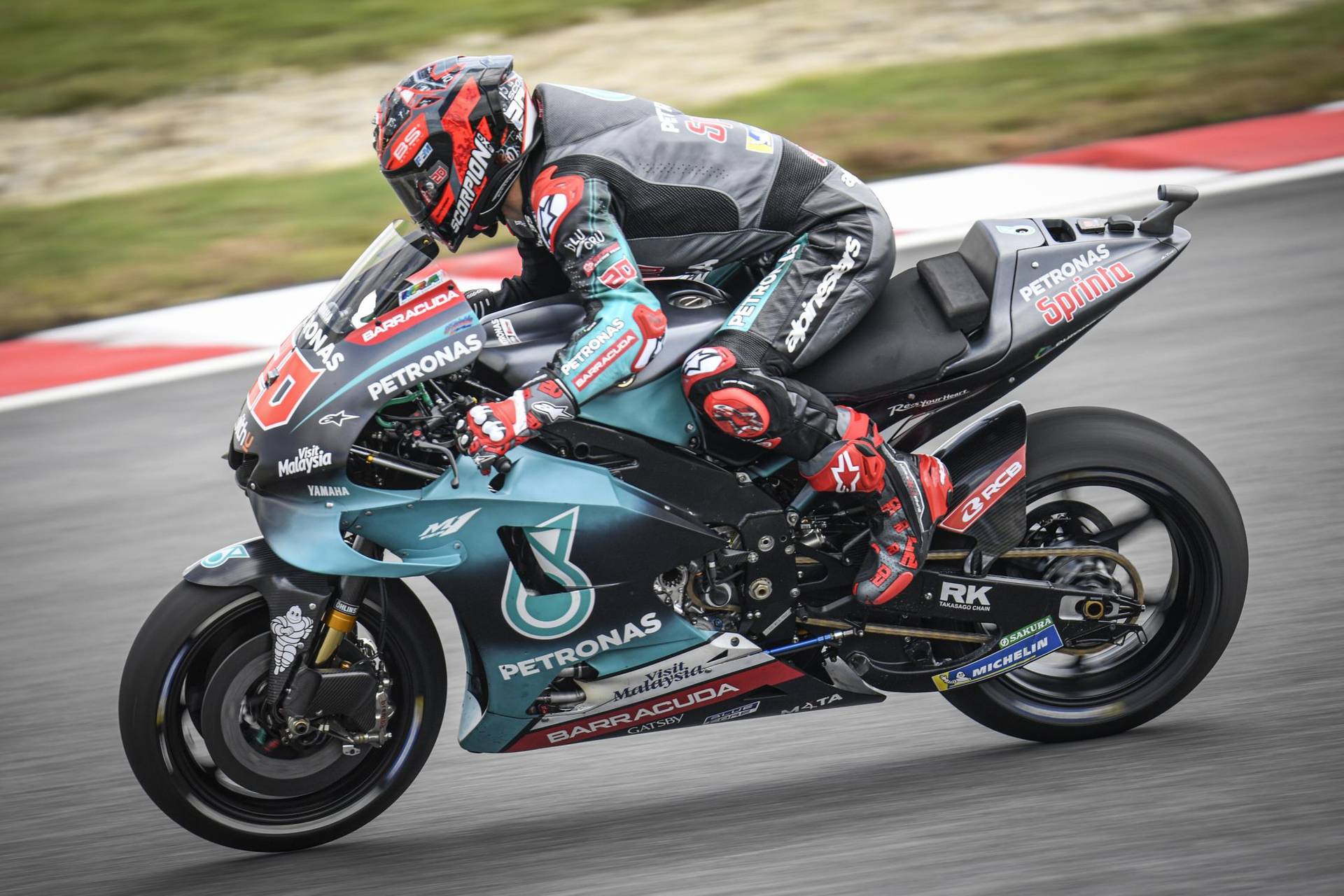 MotoGP. Куартараро выиграл Гран-при Андалусии, Росси – третий