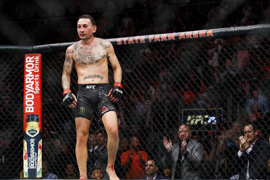 Холловэй сравнил себя с тираннозавром из-за коротких рук