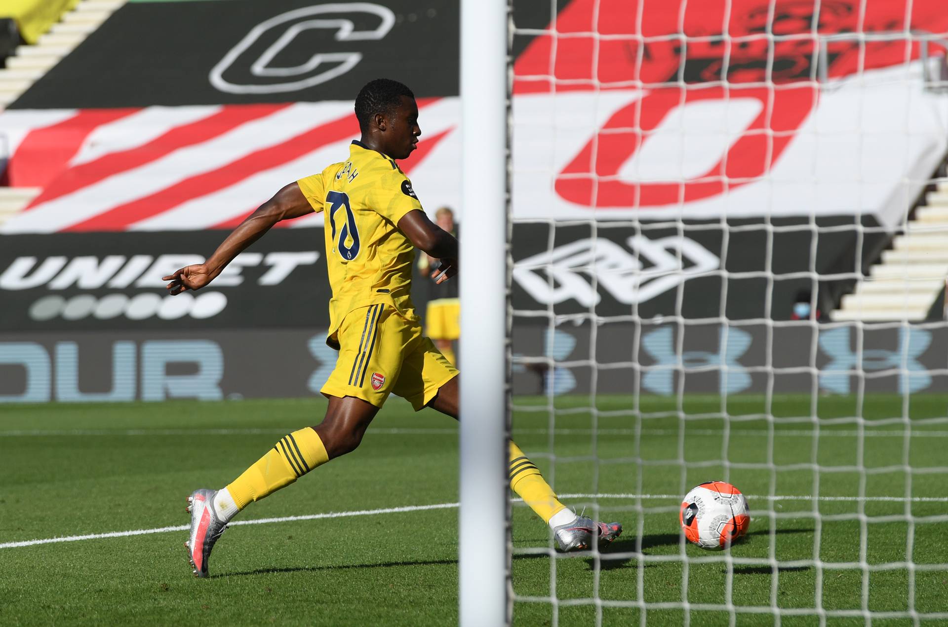 Впервые с 2016-го года за «Арсенал» в одном матче отличились два игрока из Англии