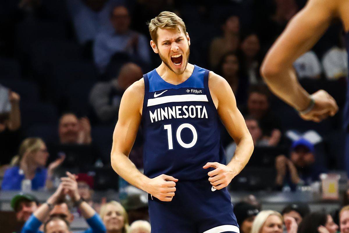 Молниеносный блок и суперданк Зайона и невероятный полет Леймана – в топ-10 дня НБА