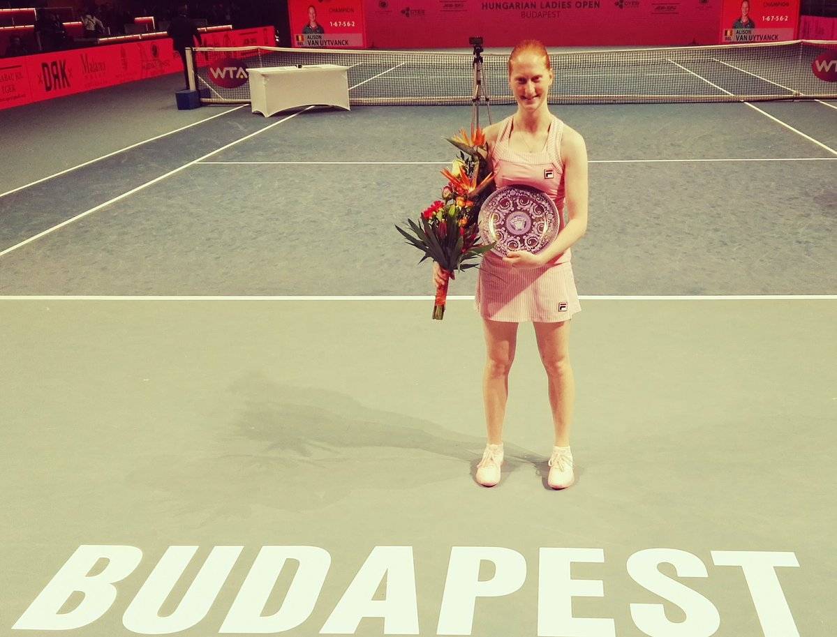 Ван Эйтванк защитила титул чемпионки турнира в Будапеште