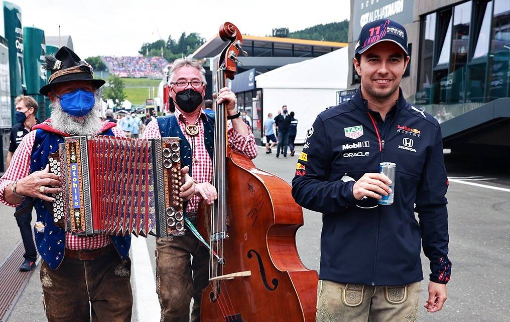 У Red Bull з'явилася несподівана кандидатура на місце Переса