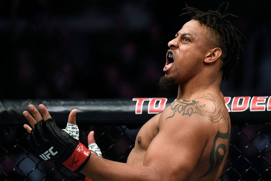 Харди в ситуации с ингалятором сравнил себя с ребенком, у которого астма