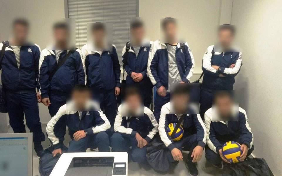 Смекалка подвела. Сирийцы выдавали себя за волейбольную команду из Украины, чтобы вылететь из Греции