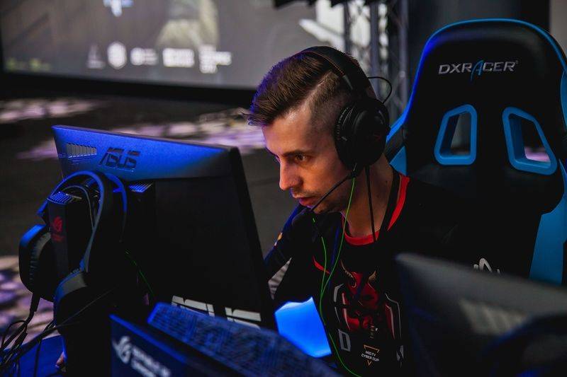 CS:GO. DreamEaters стали лучшими на QIWI Teamplay Season 2