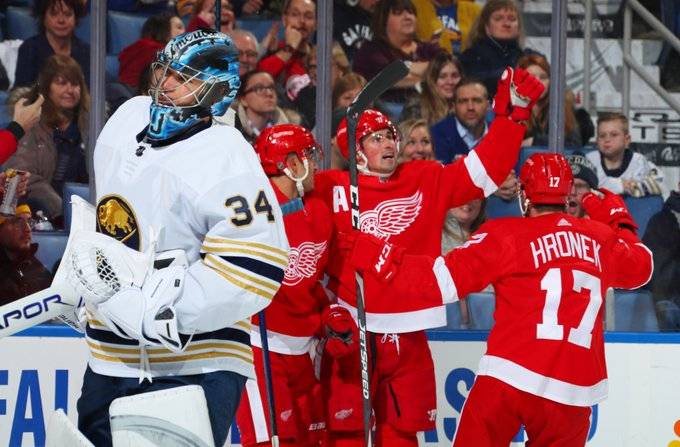 «Детройт» в серии буллитов дожал «Баффало», прервав девятиматчевую серию поражений