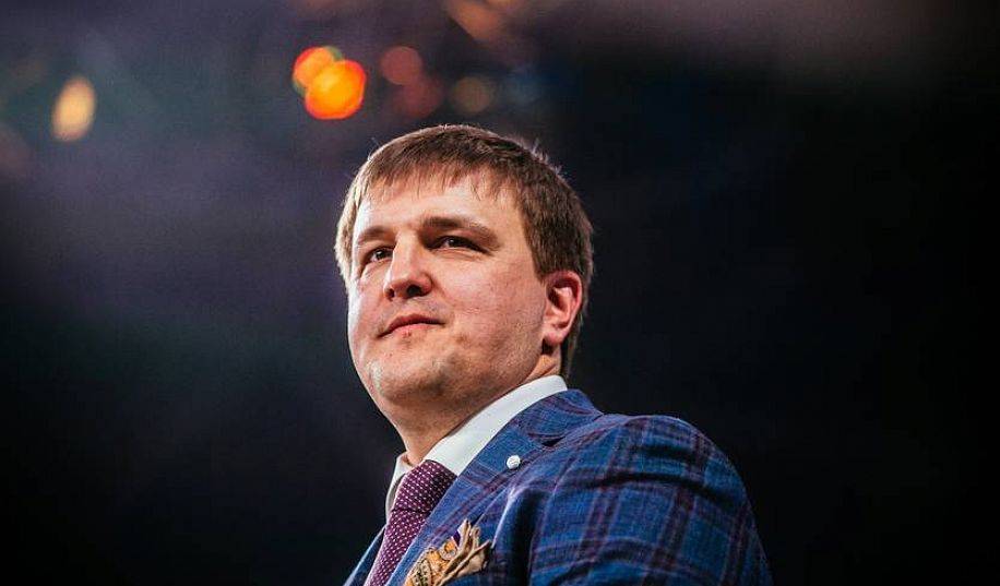 «Два роки тому я б сліпо поставив на Ломаченка». Красюк сумнівається у перемозі українця в бою з Хейні