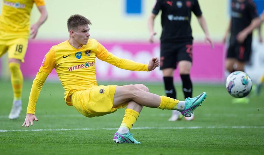Хавбек Шахтаря задоволений, що опинився у Дніпрі-1
