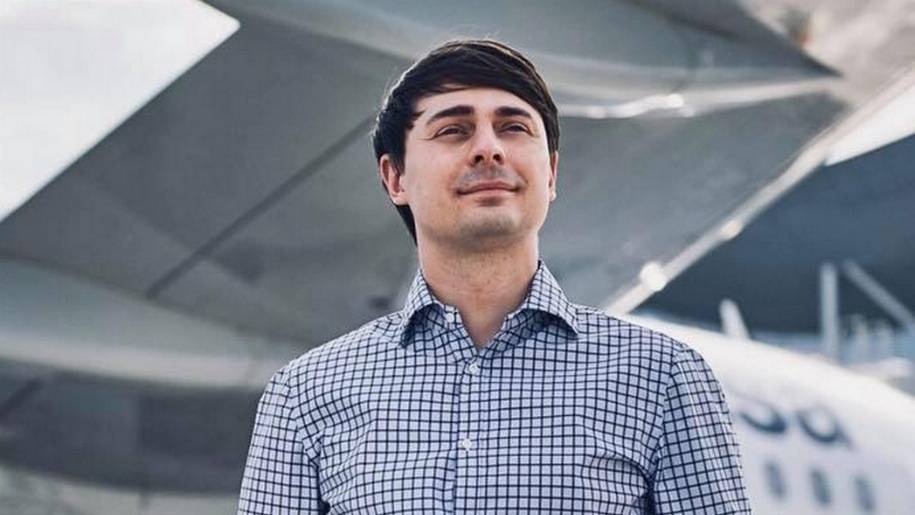 Зубко начал кадровую чистку: уволен исполнительный директор ФХУ