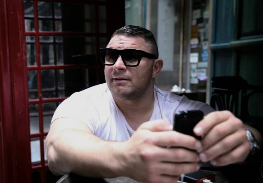 Экс-боец UFC спас девушку от избиения