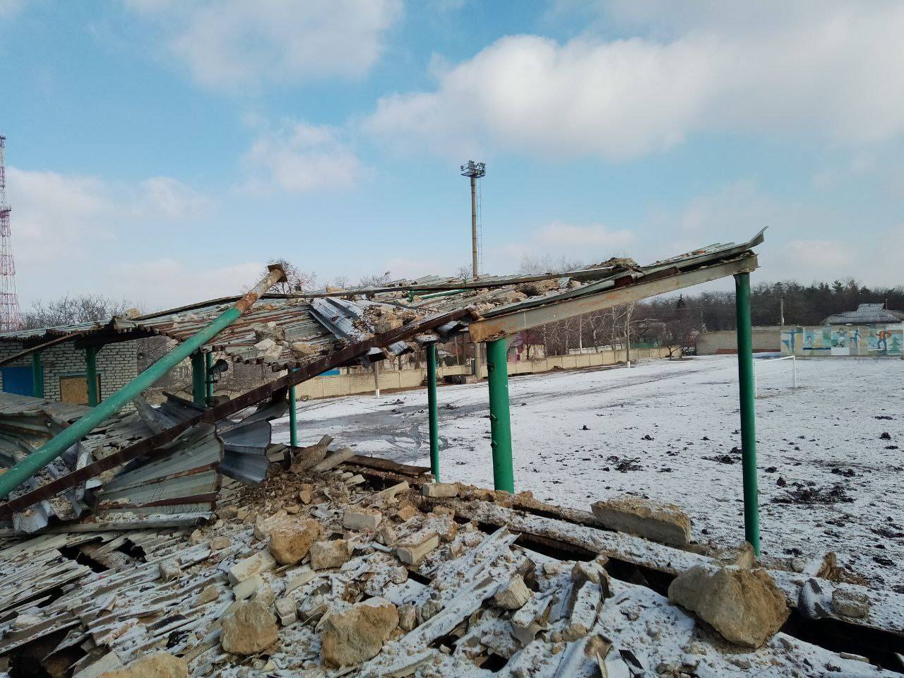 Окупанти зруйнували стадіон у Куп'янську