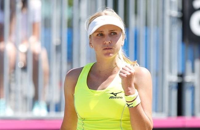 Украинка и Олару выиграли в двух сетах
