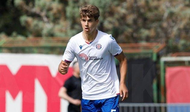 Тоттенхэм объявил о переходе 16-летнего хорвата Вушковича