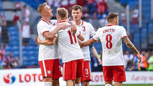 Польша обратилась в FIFA касательно проведения матча с Россией из-за агрессии последней в Украине