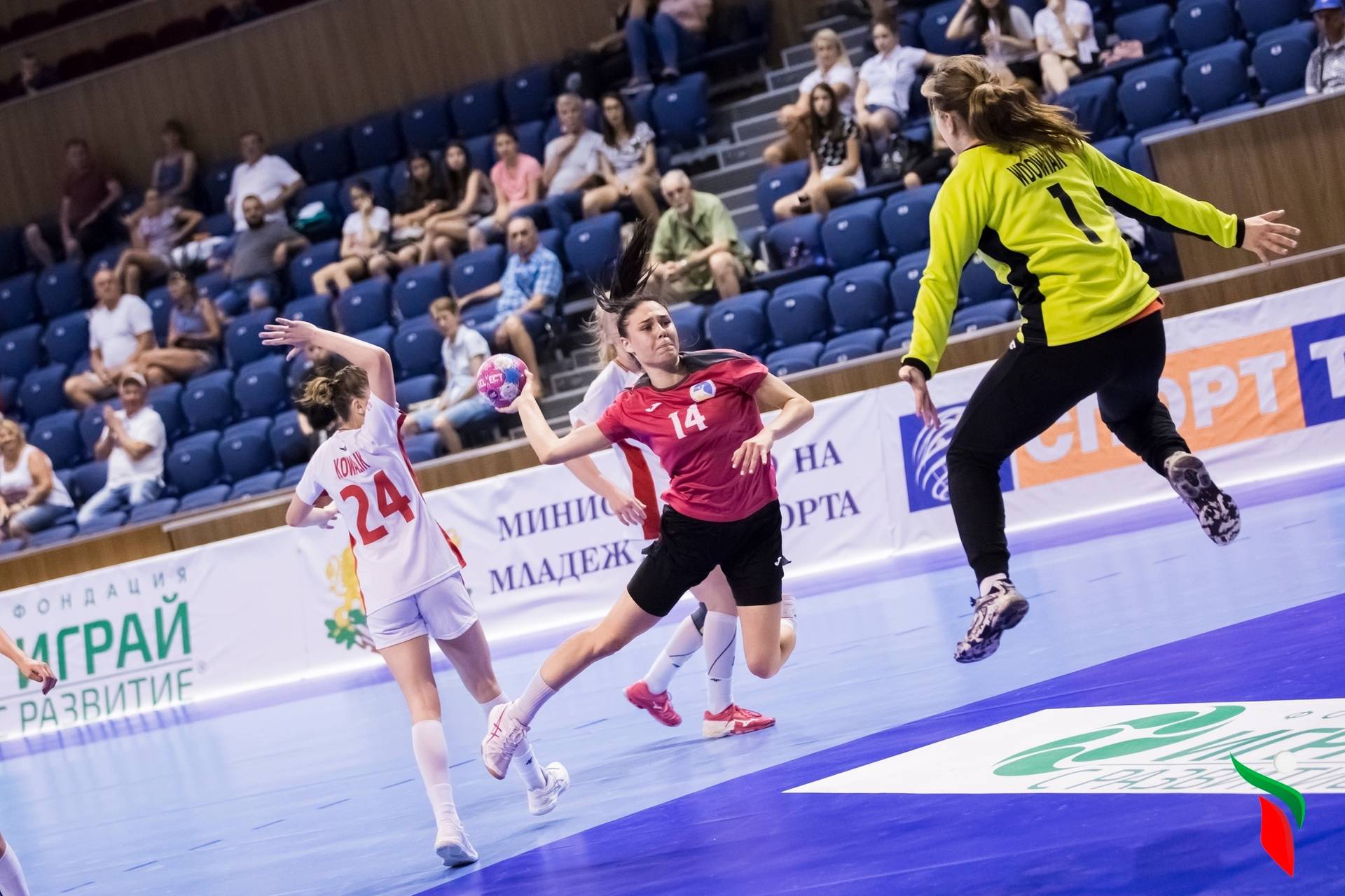 1/2 финала Евро U-19. Сербия – Украина. Видео трансляция