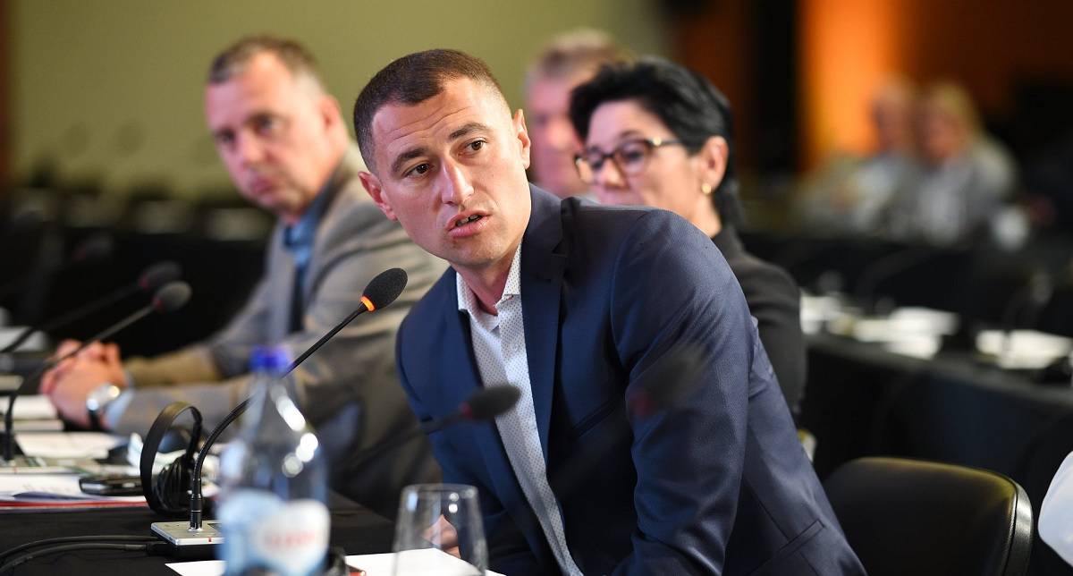 Вице-президент ФТУ: «Международные теннисные организации не пытались примирить украинских и российских игроков»