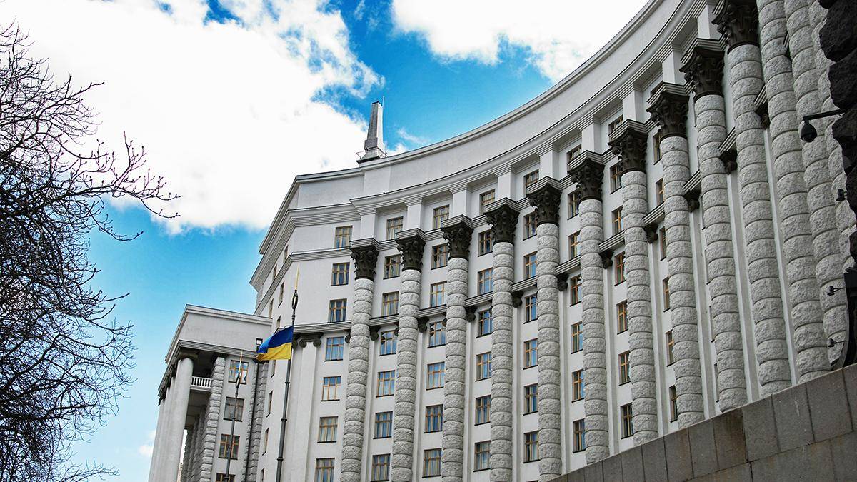 Правительство Украины представило план выхода из карантина. Спорт может вернуться в конце мая
