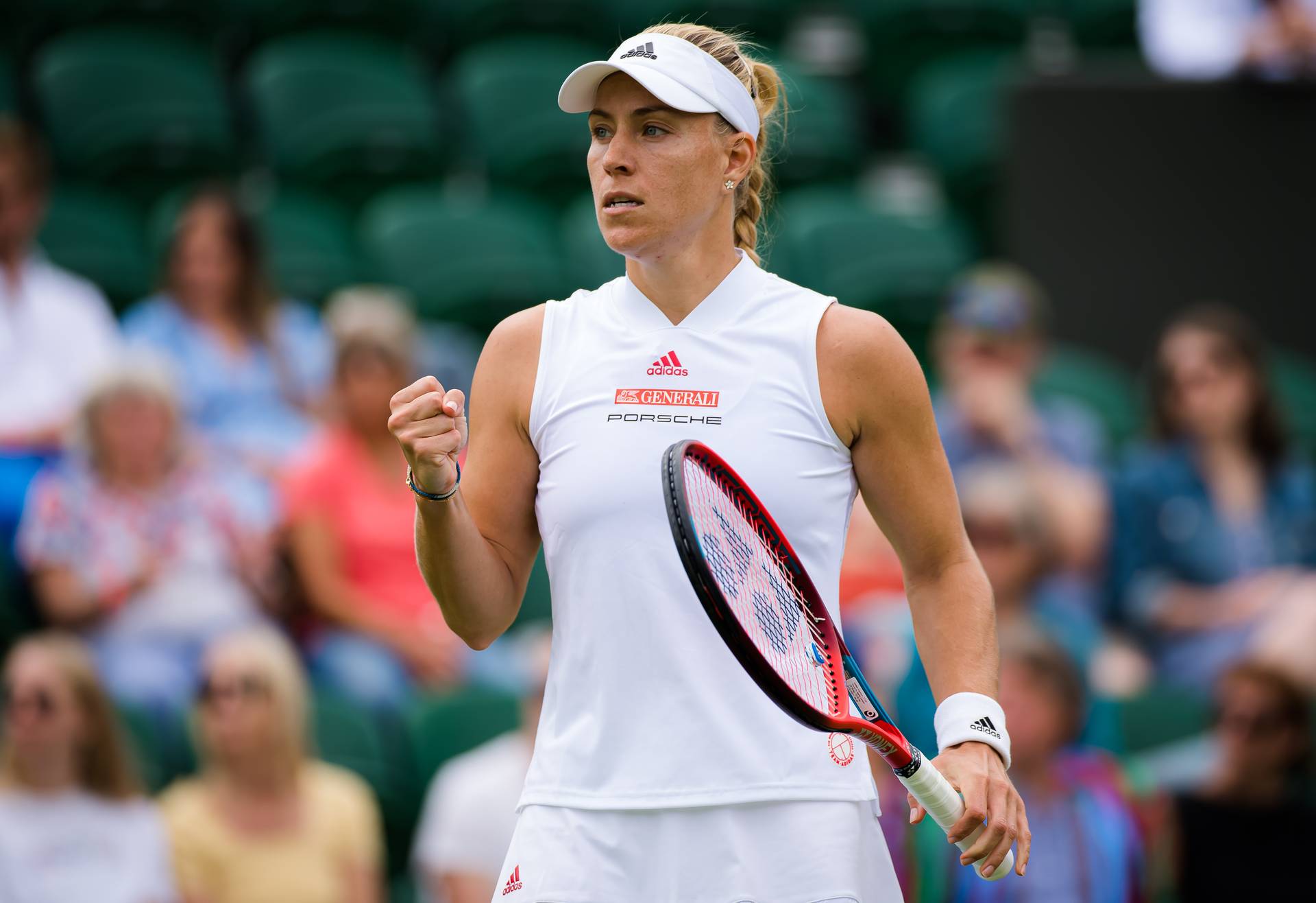 Чемпионка Wimbledon-2018 обыграла Гауфф и вышла в четвертьфинал травяного Шлема