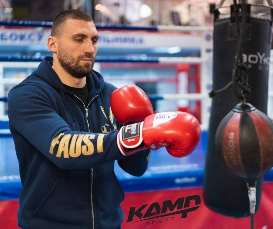 Вихрист поб'ється в андеркарті поєдинку Ф'юрі – Уайлдер