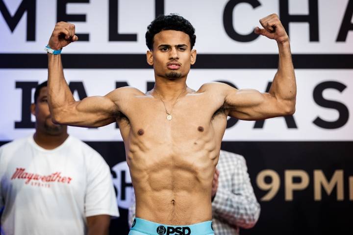 «Он собирается усыпить тебя». В команде чемпиона WBA бросили вызов на бой Райану Гарсии