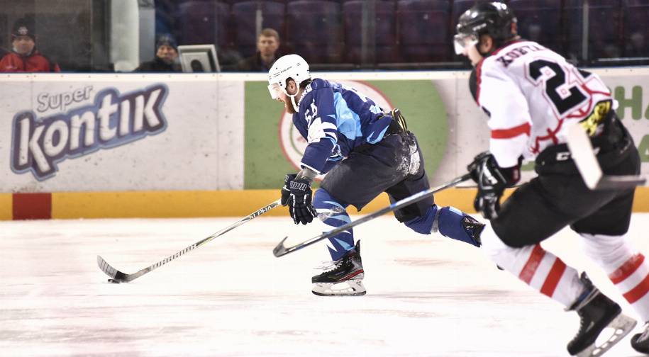 «Мариуполь» под занавес поединка вырвал победу у «Ледяных Волков»