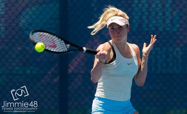 Свитолина опробовала корт в Брисбене