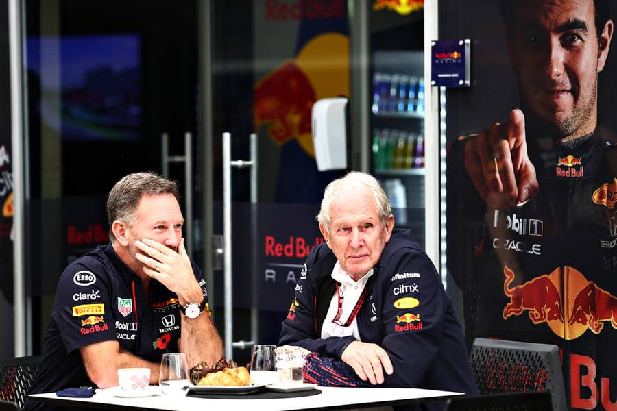 У Red Bull розвіяли чутки про спробу перехопити пілота Ferrari