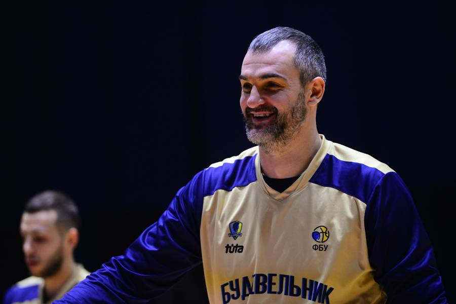 Анісімов покинув « Будівельник »