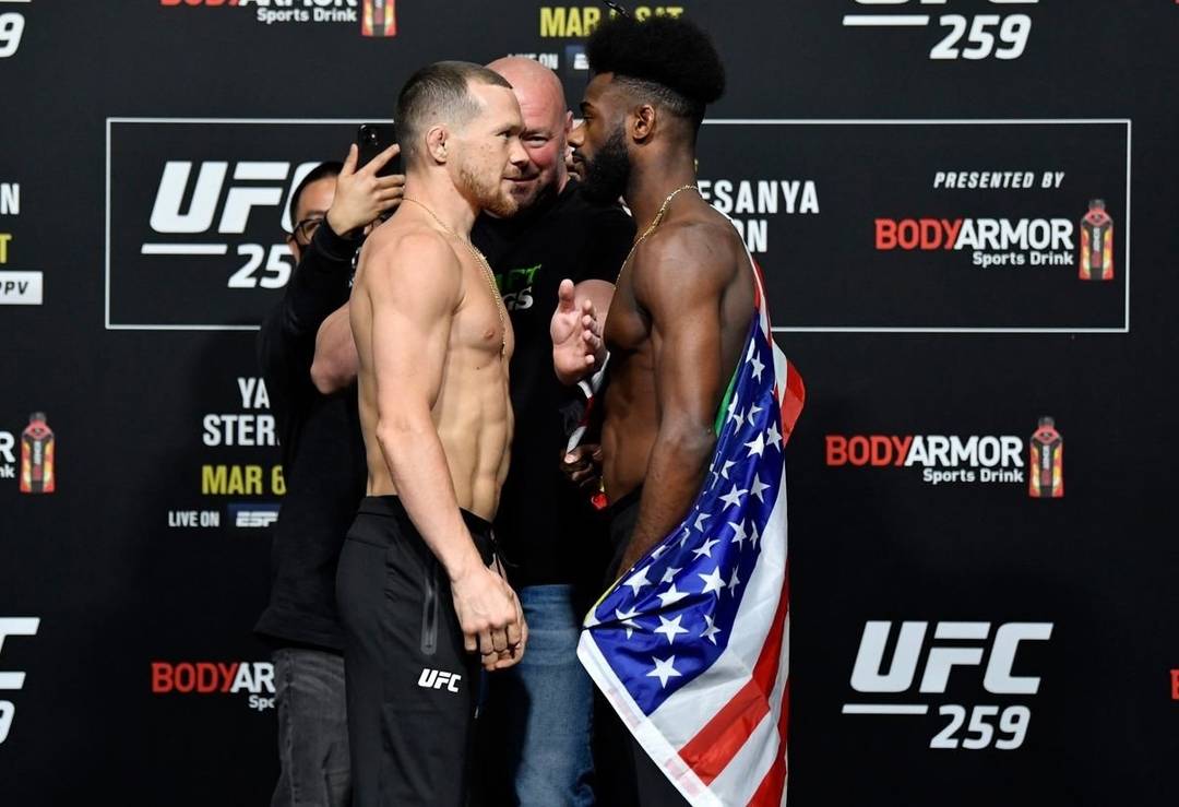 У UFC почали переговори з бою Стерлінг - Ян