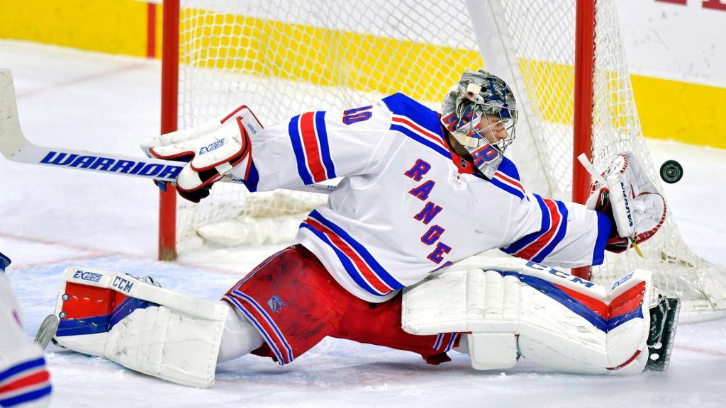 «Рейнджерс» благодаря сэйвам Георгиева в дерби переиграли «Айлендерс», а «Торонто» по буллитам проиграл «Калгари»