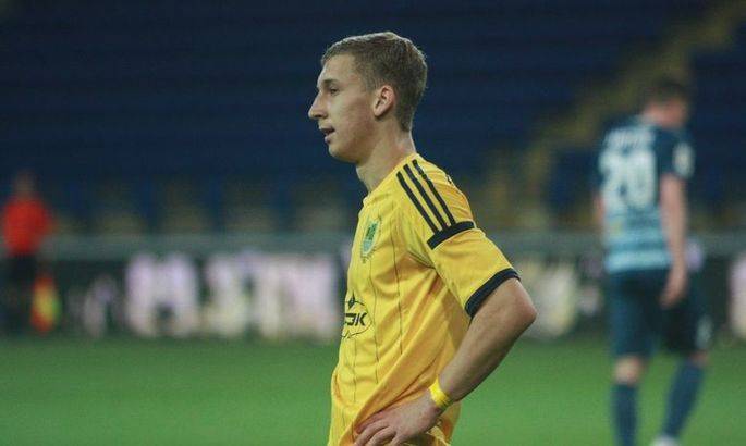 «Днепр-1» продлил аренду защитника «Металлиста»