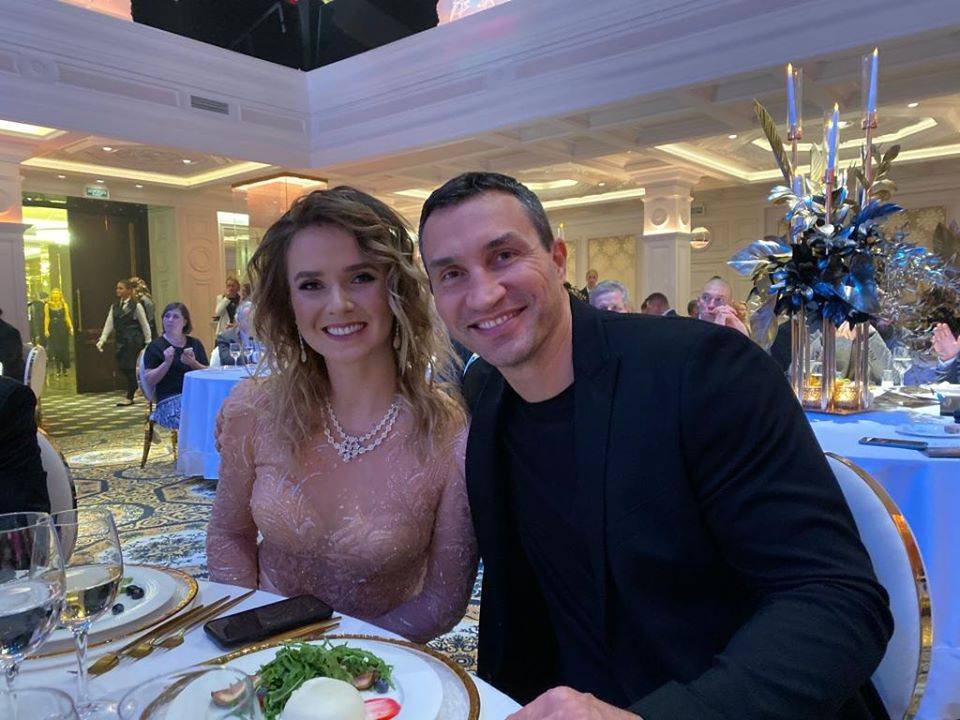 На аукционе Свитолиной лекцию Владимира Кличко продали за 21 тысячу долларов