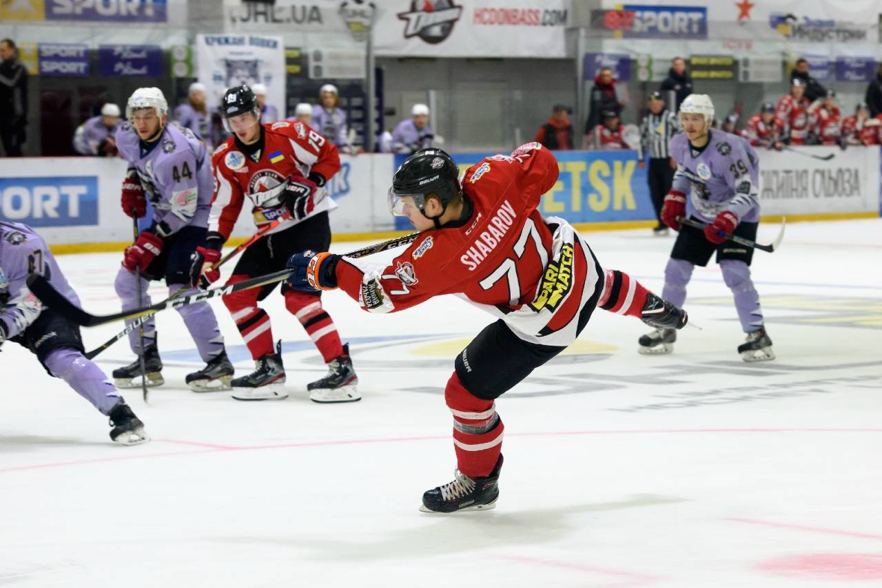 «Донбасс» добыл волевую победу над «Ледяными Волками»